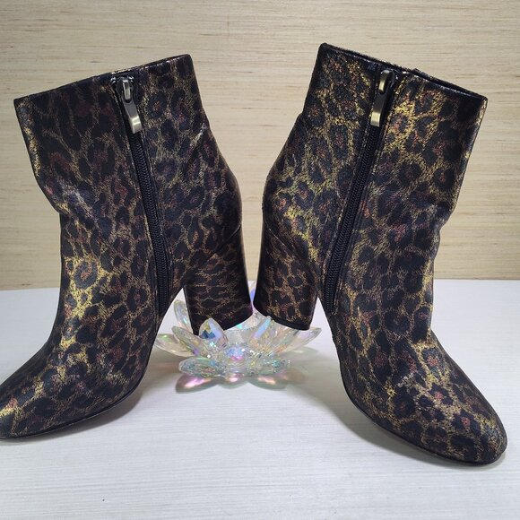 Neiman Marcus Womens Size 6.5 Leopard Animal Print Metallic Boots Shoes - Picture 15 of 16